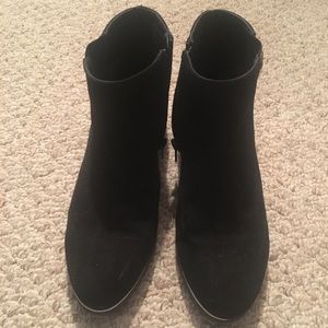 Black cute ankle boots